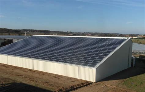 bâtiment solaire gratuit attention|bâtiments agricoles photovoltaïques gratuits.